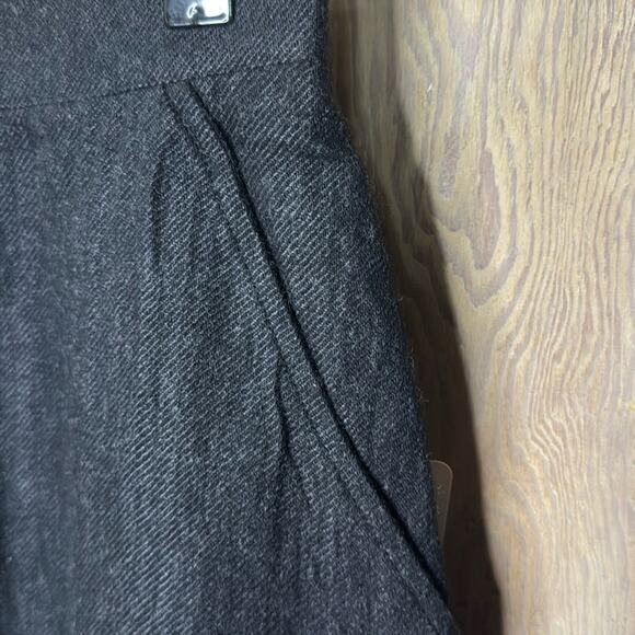 Vintage NWT Umberto Ginocchietti Women's Charcoal Midi Skirt - Picture 4 of 7
